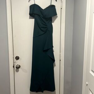 Nordstrom Xscape Gown. Off the shoulder. Size 8 but altered to a Size 4.
